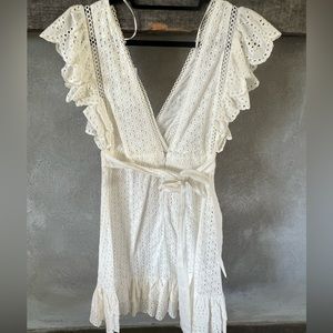 Never worn white eyelet flutter sleeve dress with tie